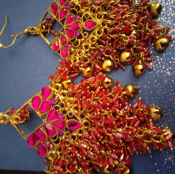 Assorted Jewelry - Picture 5 of 16